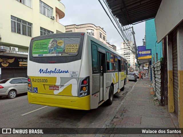 Viação Nilopolitana RJ 123.030 na cidade de Nilópolis, Rio de Janeiro, Brasil, por Walace dos Santos. ID da foto: 9612650.