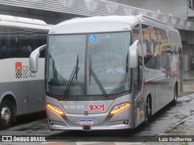 Auto Viação 1001 RJ 108.1215 na cidade de Rio de Janeiro, Rio de Janeiro, Brasil, por Luiz Guilherme. Número da foto: #9613196.