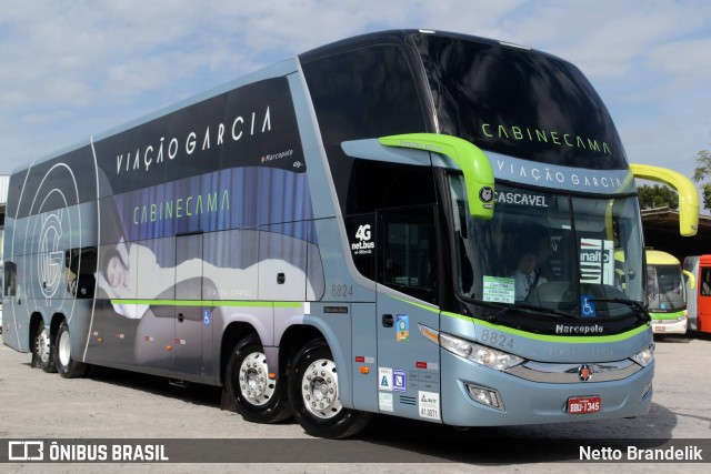 Viação Garcia 8824 na cidade de Curitiba, Paraná, Brasil, por Netto Brandelik. Número da foto: #9645310.