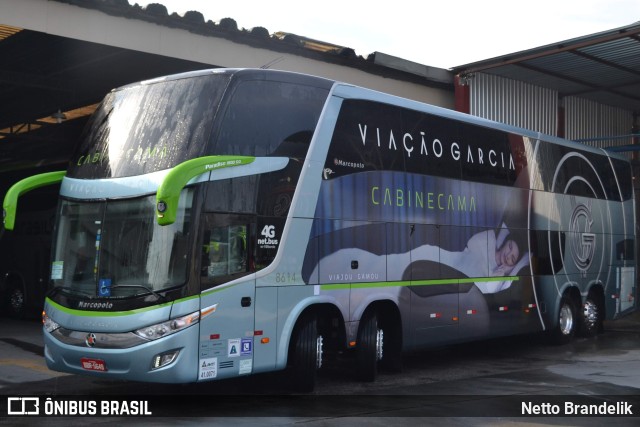 Viação Garcia 8614 na cidade de Curitiba, Paraná, Brasil, por Netto Brandelik. ID da foto: 9645301.