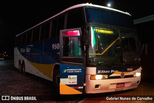 Elias Tur 950 na cidade de Resende, Rio de Janeiro, Brasil, por Gabriel Nunes de Carvalho. Número da foto: #9643900.