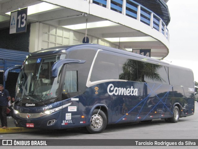 Viação Cometa 719613 na cidade de Aparecida, São Paulo, Brasil, por Tarcisio Rodrigues da Silva. ID da foto: 9652790.