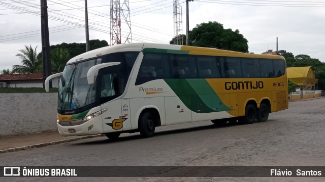 Empresa Gontijo de Transportes 18085 na cidade de Cruz das Almas, Bahia, Brasil, por Flávio  Santos. ID da foto: 9656743.