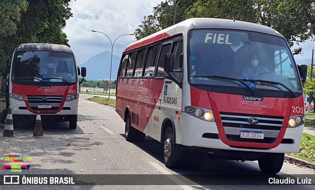 Fiel Turismo RJ 620.045 na cidade de Rio de Janeiro, Rio de Janeiro, Brasil, por Claudio Luiz. Número da foto: #9655834.