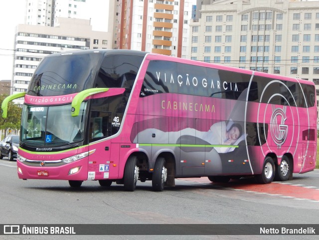 Viação Garcia 8715 na cidade de Curitiba, Paraná, Brasil, por Netto Brandelik. ID da foto: 9655081.