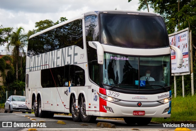 Auto Viação Catarinense 3729 na cidade de Joinville, Santa Catarina, Brasil, por Vinicius Petris. ID da foto: 9655602.