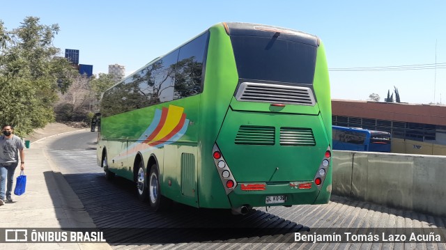 Pullman Paravias DLKG39 na cidade de Estación Central, Santiago, Metropolitana de Santiago, Chile, por Benjamín Tomás Lazo Acuña. ID da foto: 9662230.