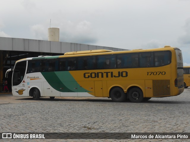 Empresa Gontijo de Transportes 17070 na cidade de Perdões, Minas Gerais, Brasil, por Marcos de Alcantara Pinto. Número da foto: #9662766.