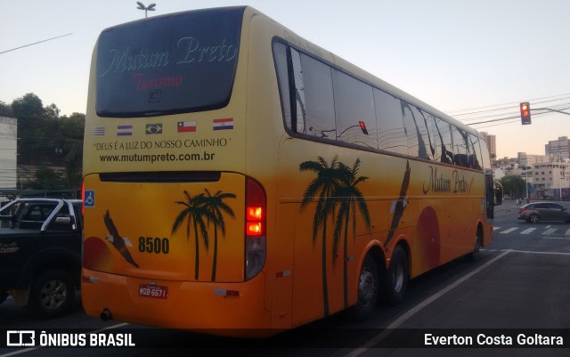 Viação Mutum Preto 8500 na cidade de Cariacica, Espírito Santo, Brasil, por Everton Costa Goltara. ID da foto: 9660468.