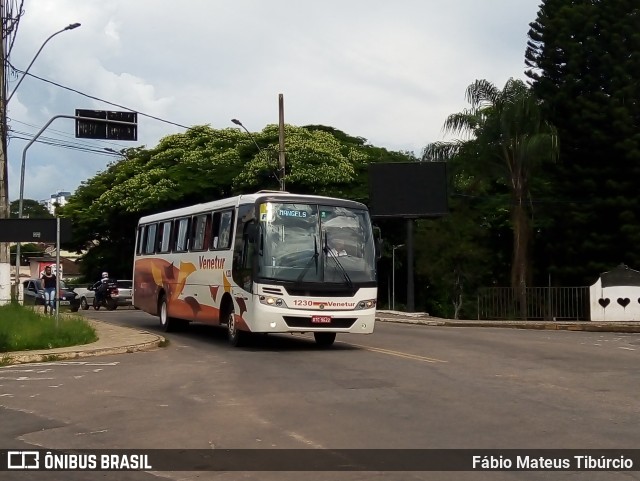 Venetur Turismo 1230 na cidade de Três Corações, Minas Gerais, Brasil, por Fábio Mateus Tibúrcio. Número da foto: #9661126.