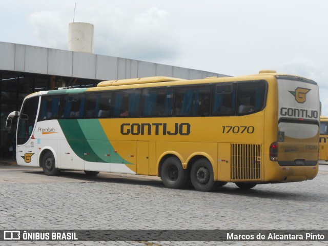 Empresa Gontijo de Transportes 17070 na cidade de Perdões, Minas Gerais, Brasil, por Marcos de Alcantara Pinto. ID da foto: 9662770.