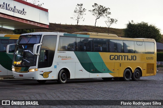 Empresa Gontijo de Transportes 12815 na cidade de João Monlevade, Minas Gerais, Brasil, por Flavio Rodrigues Silva. ID da foto: 9665999.