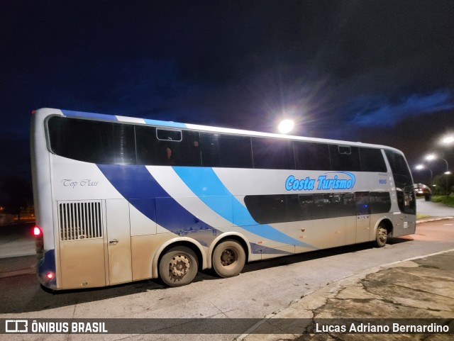 Costa Turismo 9015 na cidade de Brasília, Distrito Federal, Brasil, por Lucas Adriano Bernardino. ID da foto: 9665714.