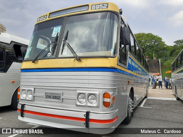Ônibus Particulares 6952 na cidade de São Paulo, São Paulo, Brasil, por Mateus C.  Cardoso. Número da foto: #9665788.