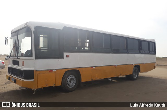 Motorhomes 05 na cidade de Rio Grande, Rio Grande do Sul, Brasil, por Luis Alfredo Knuth. ID da foto: 9665856.