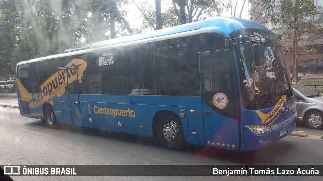 Centropuerto 212 na cidade de Santiago, Santiago, Metropolitana de Santiago, Chile, por Benjamín Tomás Lazo Acuña. Número da foto: #9666854.