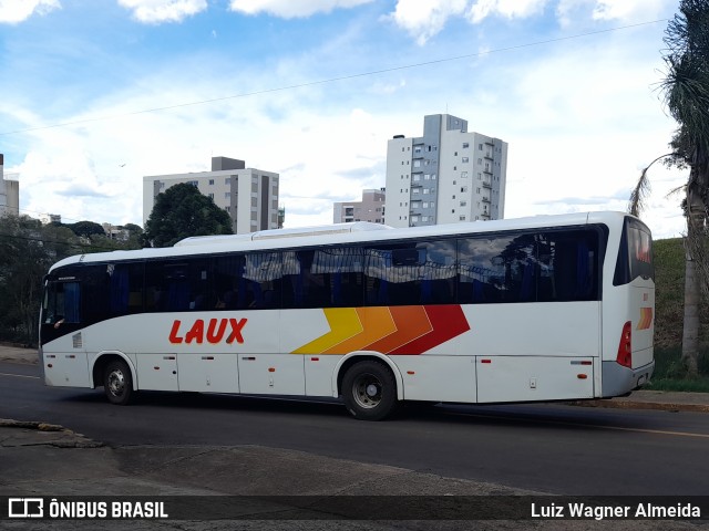 Transporte Laux Turismo 2019 na cidade de Erechim, Rio Grande do Sul, Brasil, por Luiz Wagner Almeida. Número da foto: #9667889.