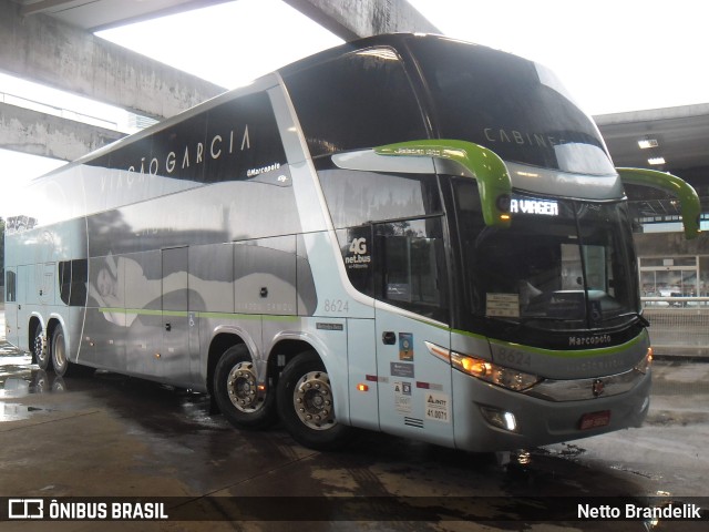Viação Garcia 8624 na cidade de Curitiba, Paraná, Brasil, por Netto Brandelik. Número da foto: #9669907.