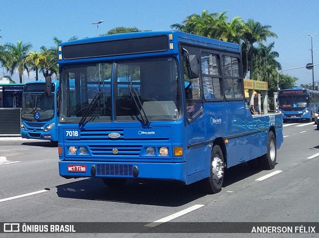 Transol Transportes Coletivos 7018 na cidade de Florianópolis, Santa Catarina, Brasil, por ANDERSON FÉLIX. Número da foto: #9670234.