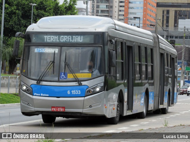 Viação Grajaú S.A. 6 1533 na cidade de São Paulo, São Paulo, Brasil, por Lucas Lima. ID da foto: 9618195.