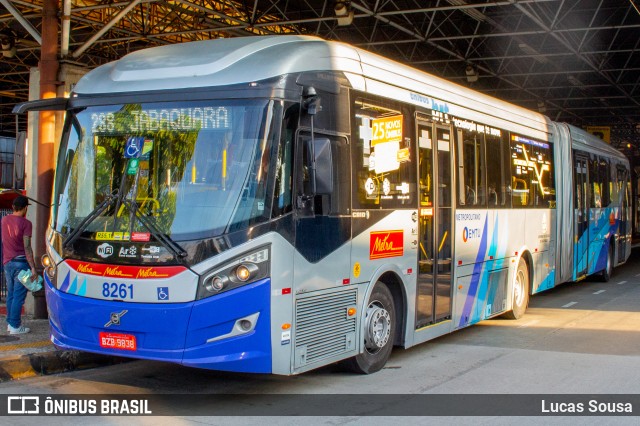 Metra - Sistema Metropolitano de Transporte 8261 na cidade de São Bernardo do Campo, São Paulo, Brasil, por Lucas Sousa. Número da foto: #9617633.