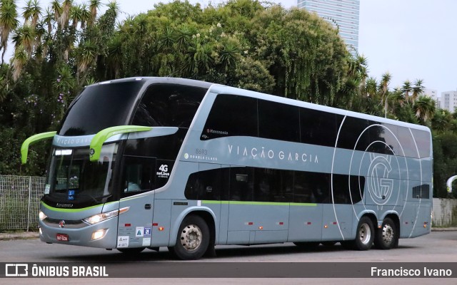 Viação Garcia 8693 na cidade de Curitiba, Paraná, Brasil, por Francisco Ivano. Número da foto: #9675134.