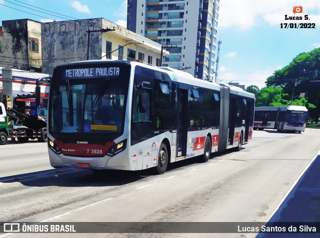 Viação Metrópole Paulista - Zona Sul 7 3928 na cidade de São Paulo, São Paulo, Brasil, por Lucas Santos da Silva. ID da foto: 9672776.