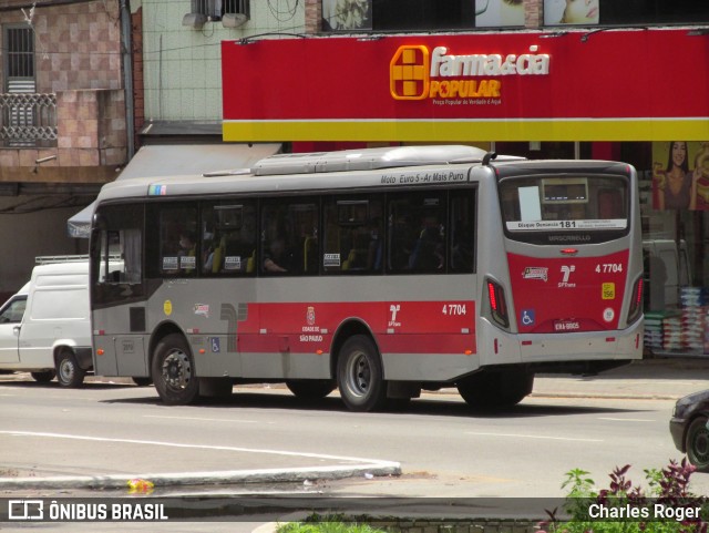 Pêssego Transportes 4 7704 na cidade de São Paulo, São Paulo, Brasil, por Charles Roger. ID da foto: 9678920.