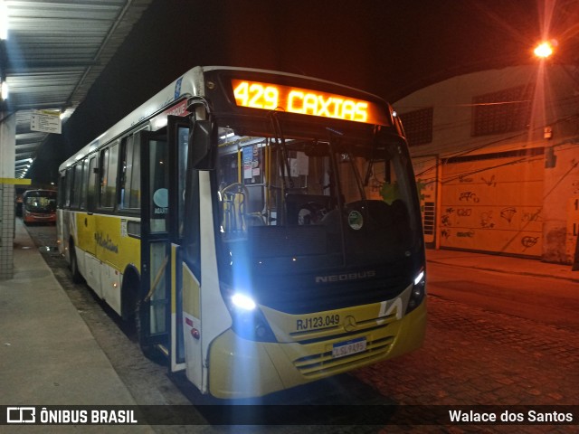 Viação Nilopolitana RJ 123.049 na cidade de Queimados, Rio de Janeiro, Brasil, por Walace dos Santos. ID da foto: 9680732.