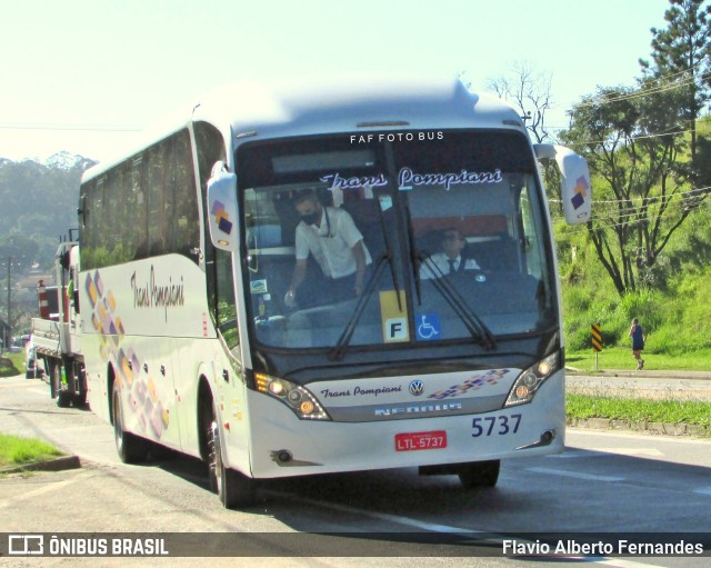 Trans Pompiani 5737 na cidade de Mairinque, São Paulo, Brasil, por Flavio Alberto Fernandes. ID da foto: 9678830.