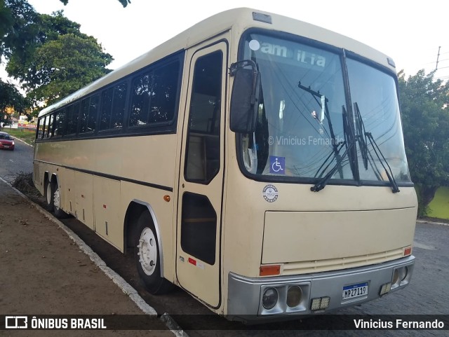 Ônibus Particulares 20009 na cidade de Paulista, Pernambuco, Brasil, por Vinicius Fernando. Número da foto: #9680341.