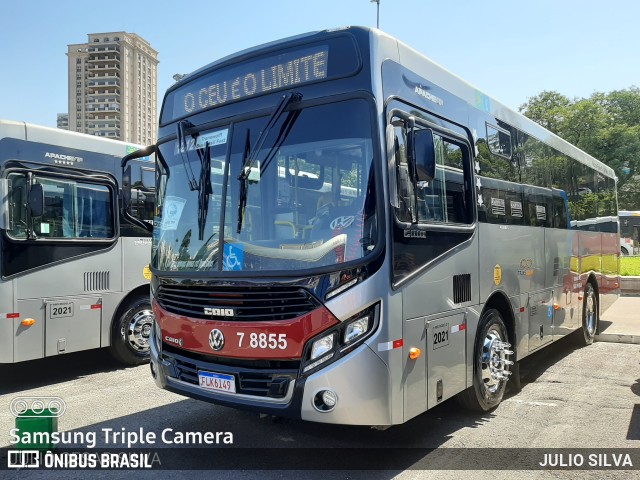 Transwolff Transportes e Turismo 7 8855 na cidade de São Paulo, São Paulo, Brasil, por JULIO SILVA. ID da foto: 9681563.