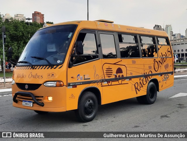 Rádio Ônibus 8A32 na cidade de São Paulo, São Paulo, Brasil, por Guilherme Lucas Martins De Assunção. Número da foto: #9678740.