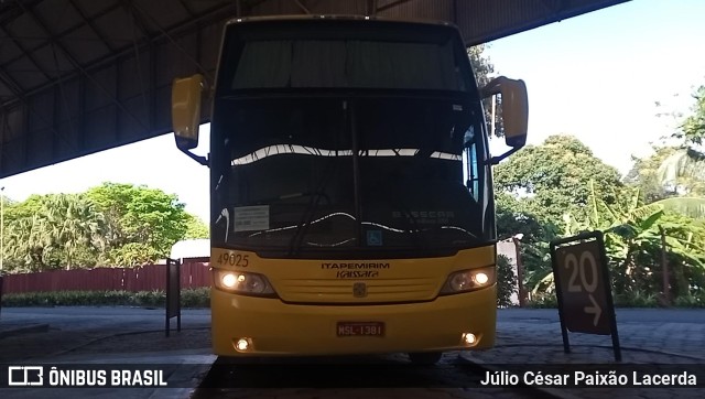 Viação Itapemirim 49025 na cidade de Vitória, Espírito Santo, Brasil, por Júlio César Paixão Lacerda. Número da foto: #9682196.