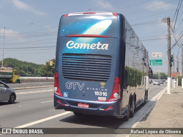 Viação Cometa 18316 na cidade de São Paulo, São Paulo, Brasil, por Rafael Lopes de Oliveira. ID da foto: 9685565.