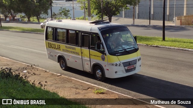 ASTEEL - Associação dos Transportes Escolares e Estudantes de Luziânia 000 na cidade de Luziânia, Goiás, Brasil, por Matheus de Souza. Número da foto: #9688048.