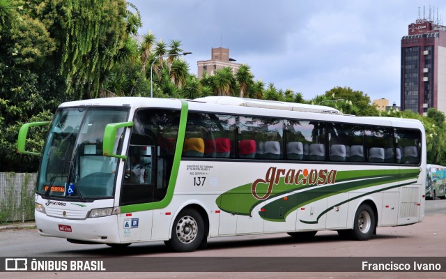 Viação Graciosa 137 na cidade de Curitiba, Paraná, Brasil, por Francisco Ivano. ID da foto: 9686333.