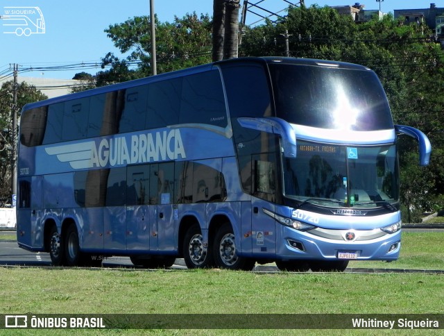 Viação Águia Branca 50720 na cidade de Vitória, Espírito Santo, Brasil, por Whitiney Siqueira. ID da foto: 9689713.