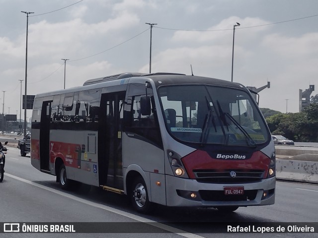 Ônibus Particulares 0947 na cidade de São Paulo, São Paulo, Brasil, por Rafael Lopes de Oliveira. Número da foto: #9689497.
