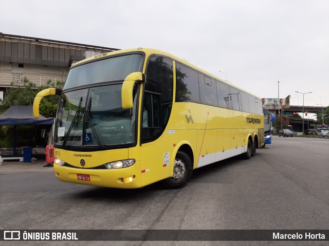 Viação Itapemirim 8915 na cidade de Rio de Janeiro, Rio de Janeiro, Brasil, por Marcelo Horta. Número da foto: #9689597.