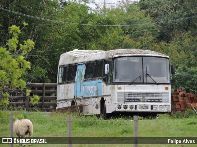 Ônibus Particulares Maresia bar na cidade de Pelotas, Rio Grande do Sul, Brasil, por Felipe Alves. ID da foto: 9692525.