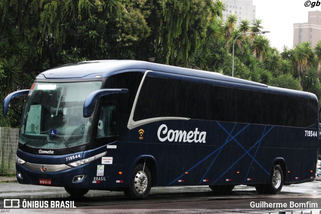 Viação Cometa 719544 na cidade de Curitiba, Paraná, Brasil, por Guilherme Bomfim. ID da foto: 9692694.