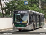 Via Sudeste Transportes S.A. 5 1080 na cidade de São Paulo, São Paulo, Brasil, por Thiago Lima. Número da foto: #:id.