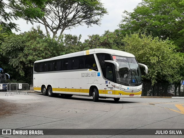 Empresa Cruz 21702 na cidade de São Paulo, São Paulo, Brasil, por JULIO SILVA. Número da foto: #9694710.