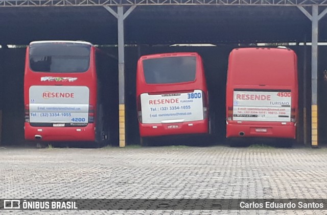 Resende Turismo 3800 na cidade de São João del Rei, Minas Gerais, Brasil, por Carlos Eduardo Santos. Número da foto: #9695824.