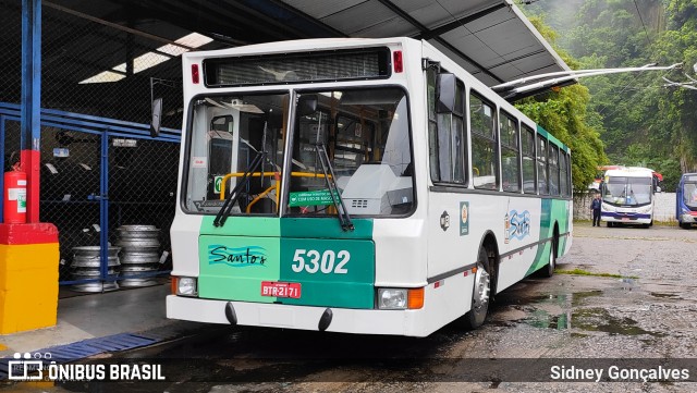 Viação Piracicabana Santos 5302 na cidade de Santos, São Paulo, Brasil, por Sidney Gonçalves. ID da foto: 9694988.