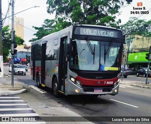 Transwolff Transportes e Turismo 7 8668 na cidade de São Paulo, São Paulo, Brasil, por Lucas Santos da Silva. Número da foto: #9700703.