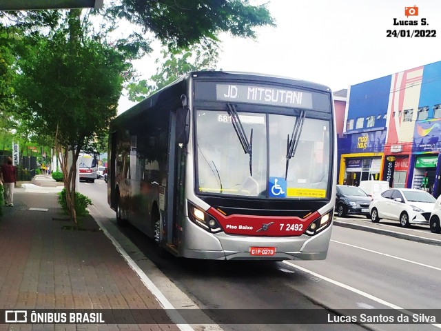 Viação Campo Belo 7 2492 na cidade de São Paulo, São Paulo, Brasil, por Lucas Santos da Silva. Número da foto: #9698209.