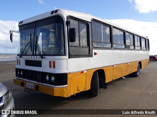 Motorhomes 05 na cidade de Rio Grande, Rio Grande do Sul, Brasil, por Luis Alfredo Knuth. Número da foto: #9701298.