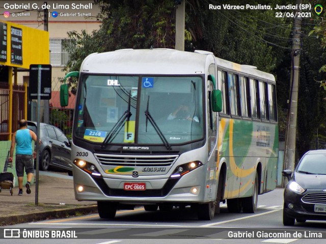 Exclusiva Turismo 2030 na cidade de Jundiaí, São Paulo, Brasil, por Gabriel Giacomin de Lima. ID da foto: 9622161.